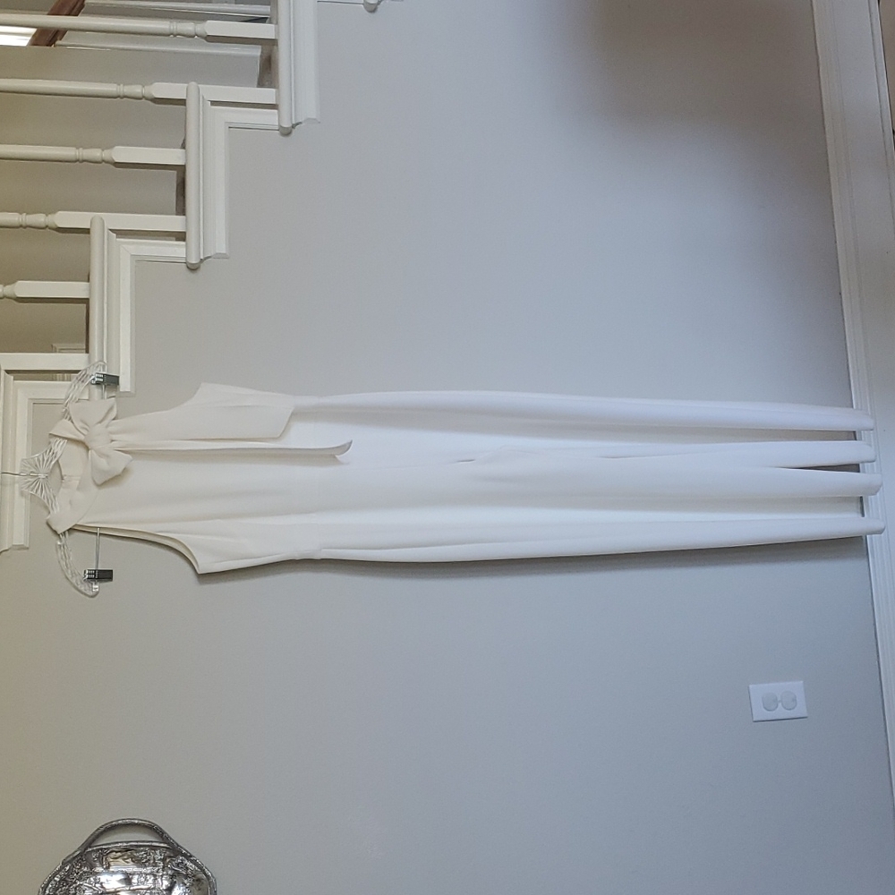 Vince Camuto Cream Sleeveless Bow Tie Jumpsuit